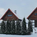 Drewniane Caloroczne Gryszczeniowka Wargowo